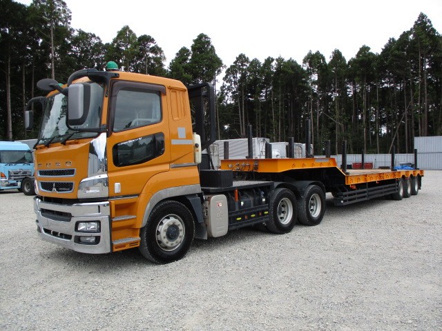 三菱ふそう その他 トラクタヘッド 平成28年式 QKG-FV60VJR｜画像1