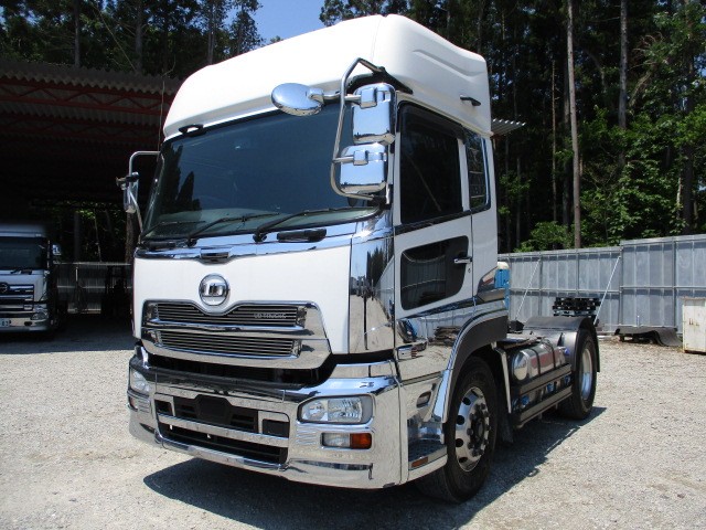 日産UD クオン トラクタヘッド 平成30年式 QPG-GK5XAB｜画像1