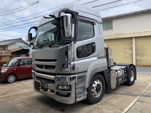 三菱ふそう スーパーグレート トラクタヘッド 平成28年式 QKG-FP64VDR｜画像1