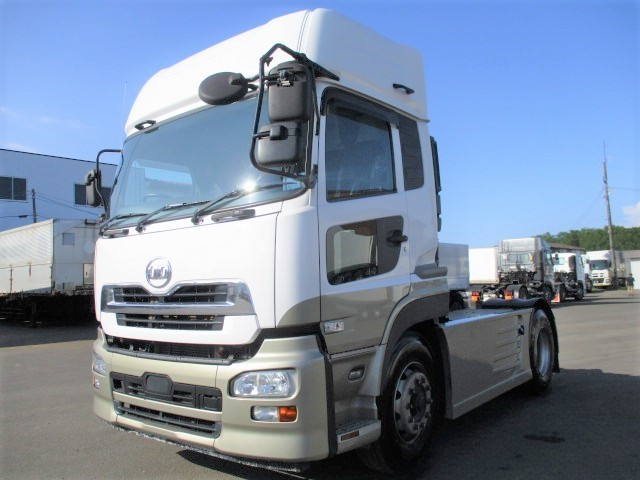 日産UD クオン トラクタヘッド 平成28年式 QKG-GK6XAB｜画像1