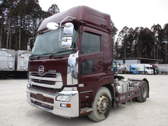 日産UD クオン トラクタヘッド 平成27年式 QPG-GK5XAD｜画像1