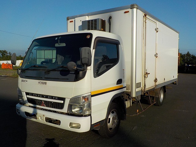 三菱ふそう キャンター 冷凍バン・ウィング 平成18年式 PA-FG82DE｜画像1