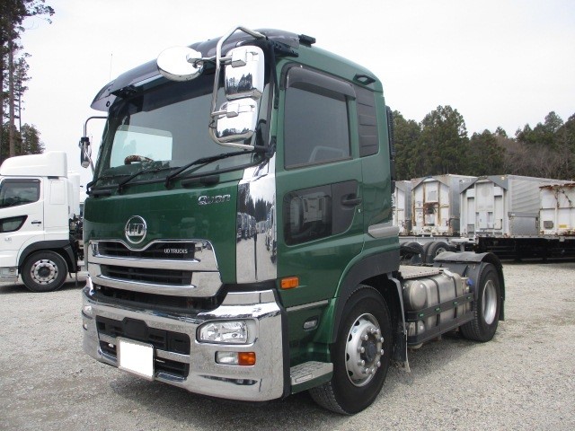 日産UD クオン トラクタヘッド 平成29年式 QKG-GK6XAB｜画像1