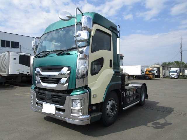 いすゞ ギガ トラクタヘッド 平成29年式 QKG-EXD52BD｜画像1