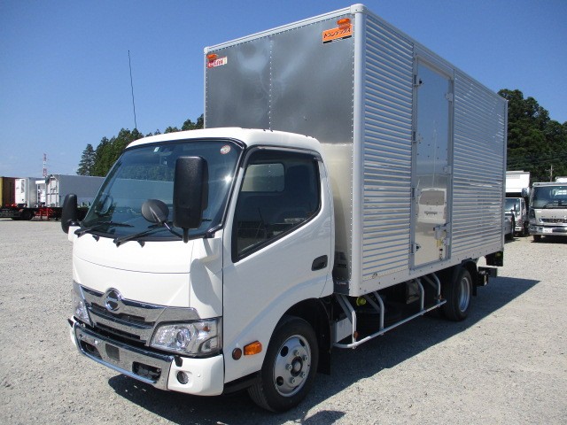 日野 デュトロ アルミバン・ウィング 令和03年式 2RG-XZU655M｜画像1