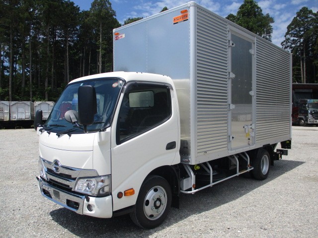 日野 デュトロ アルミバン・ウィング 令和03年式 ２RG-XZU655M｜画像1