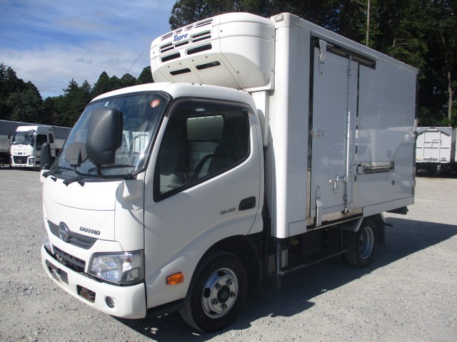 日野 デュトロ 冷凍バン・ウィング 平成29年式 TKG-XZC605M｜画像1