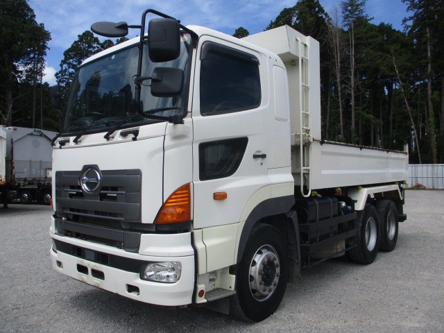 日野 プロフィア ダンプ・重機運搬車 平成28年式 QKG-FS1EKDA｜画像1