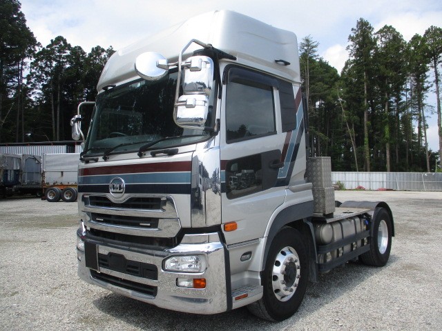 日産UD クオン トラクタヘッド 平成30年式 GK5XAB｜画像1