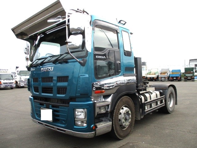いすゞ ギガ トラクタヘッド 平成26年式 QKG-EXD52AD｜画像1
