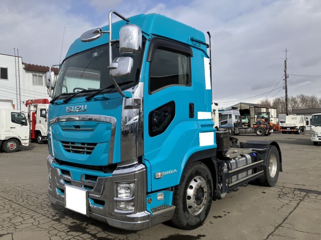 いすゞ ギガ トラクタヘッド 平成30年式 QKG-EXD52BE｜画像1