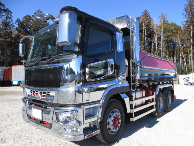 三菱ふそう スーパーグレート ダンプ 令和05年式 2PG-FV70HX｜画像1