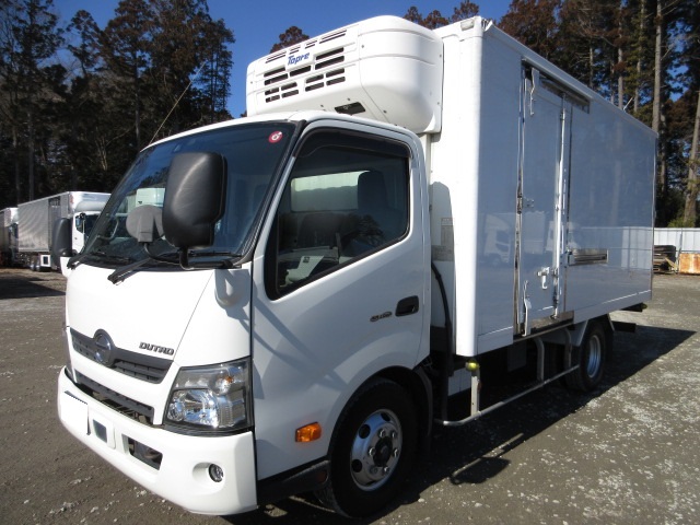 日野 デュトロ 冷凍バン・ウィング 平成30年式 TKG-XZU712M｜画像1