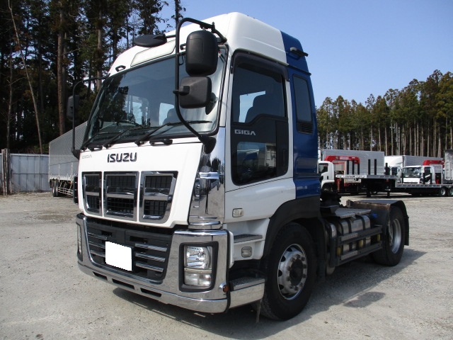 いすゞ ギガ トラクタヘッド 平成27年式 QKG-EXD52AD｜画像1