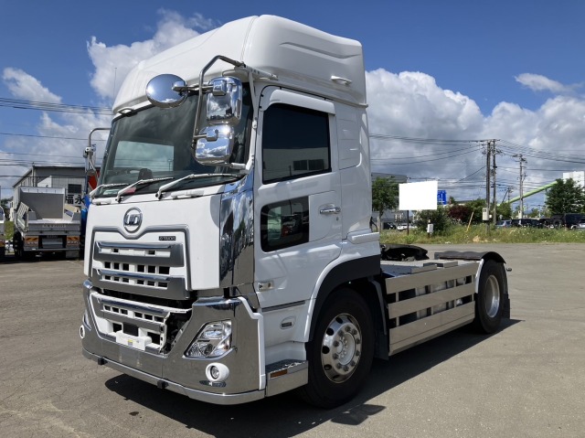日産UD クオン トラクタヘッド 令和04年式 2PG-GK5AAD｜画像1