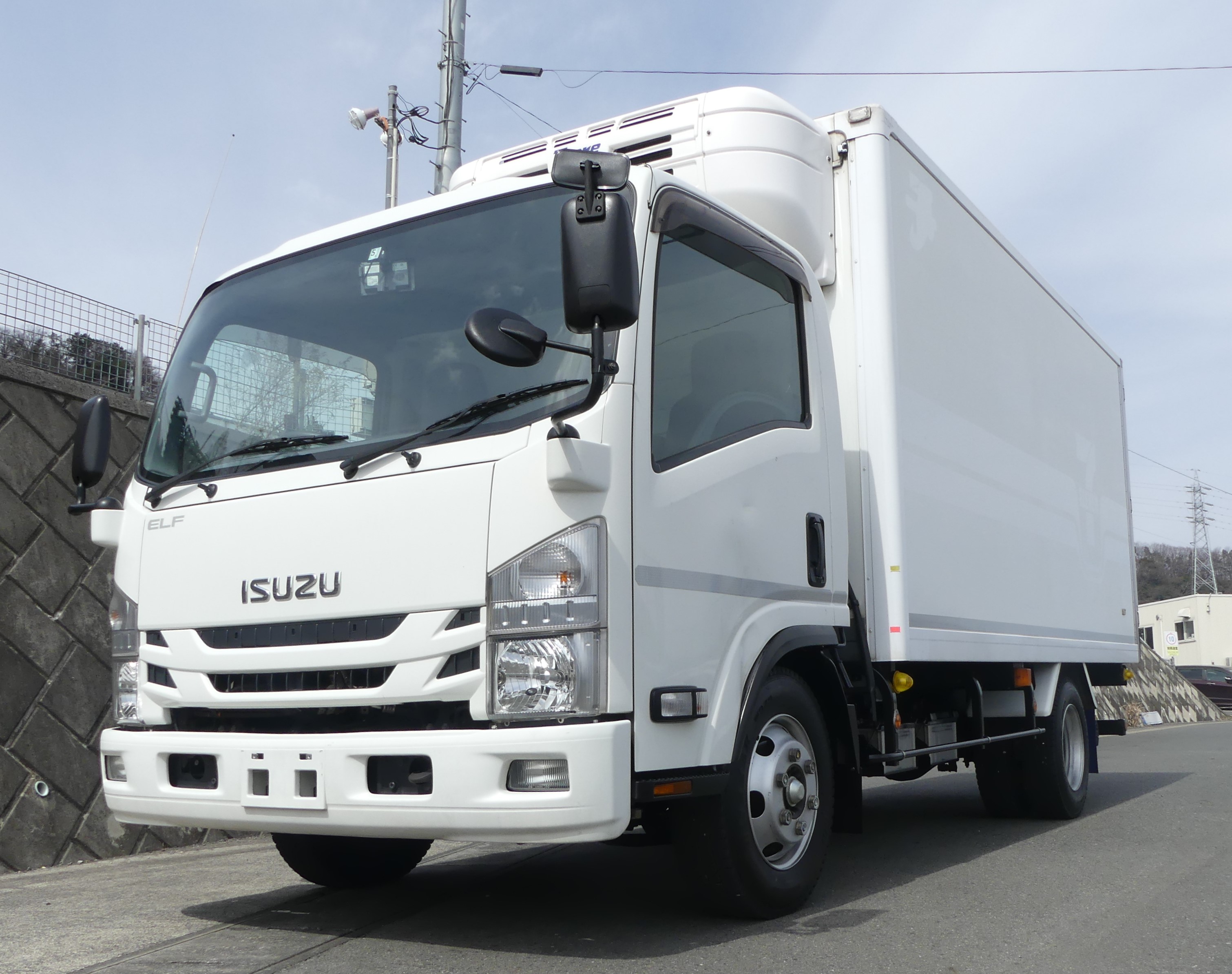 いすゞ エルフ 冷凍バン・ウィング 平成30年式 TPG-NPR85AN｜画像1