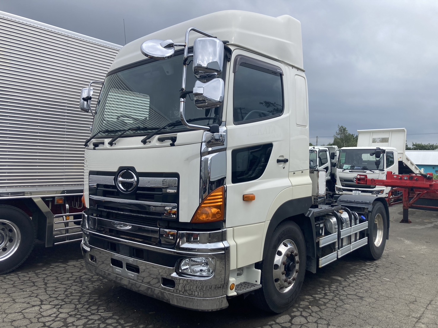 日野 プロフィア トラクタヘッド 平成29年式 QPG-SH1EDDG｜画像1