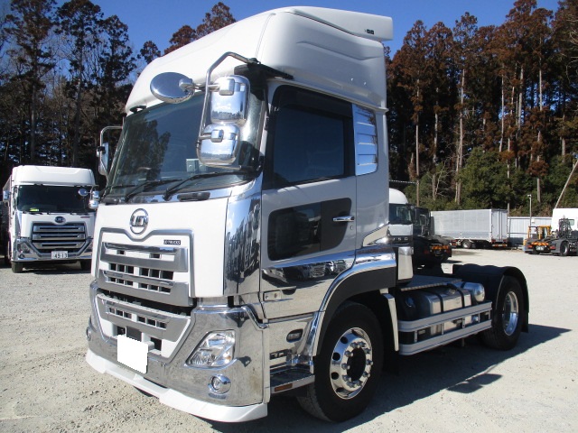 日産UD クオン トラクタヘッド 令和04年式 2PG-GK5AAD｜画像1