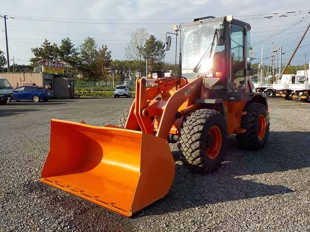国内・その他 国産車その他 建設機械 平成26年式 KDN-HS68｜画像1
