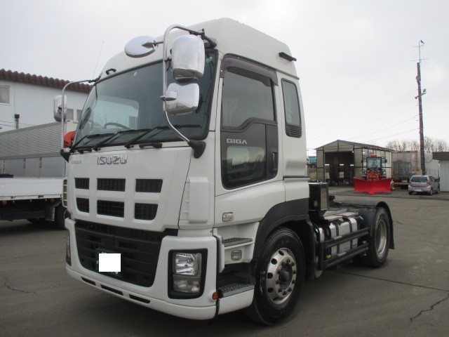 いすゞ ギガ トラクタヘッド 平成24年式 LKG-EXD52AD｜画像1