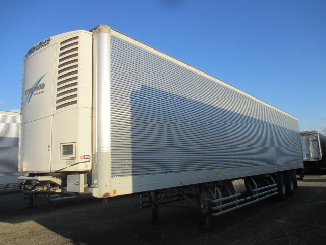 日本フルハーフ  冷凍トレーラー 平成21年式 RFVFA240A改｜画像1
