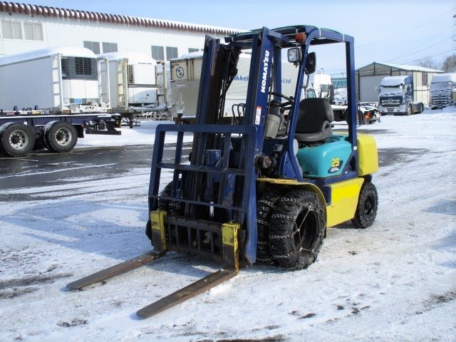 コマツ  フォークリフト 平成13年式 FD25T-14｜画像1