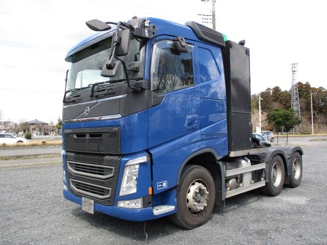 ボルボ その他 トラクタヘッド 平成27年式 不明｜画像1