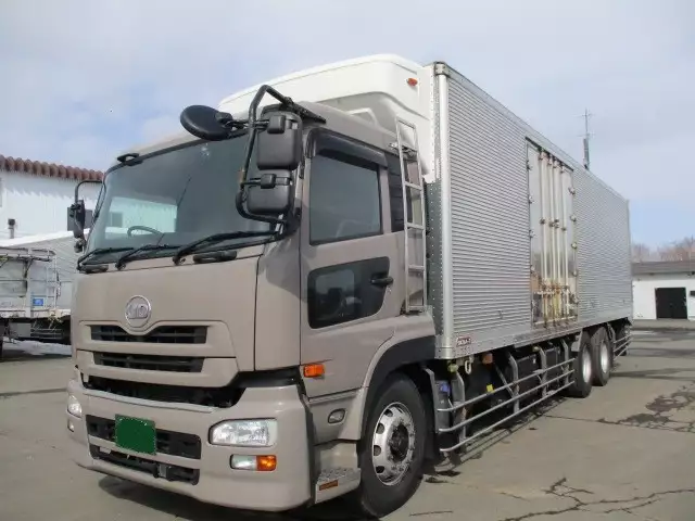 平成25年03月中古大型冷凍バン・ウィング日産UDUDの画像1