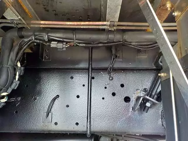 平成25年03月中古大型冷凍バン・ウィング日産UDUDの画像15