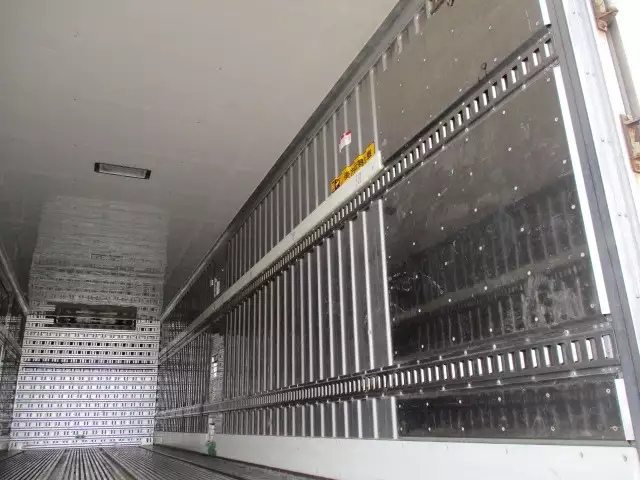 平成25年03月中古大型冷凍バン・ウィング日産UDUDの画像20