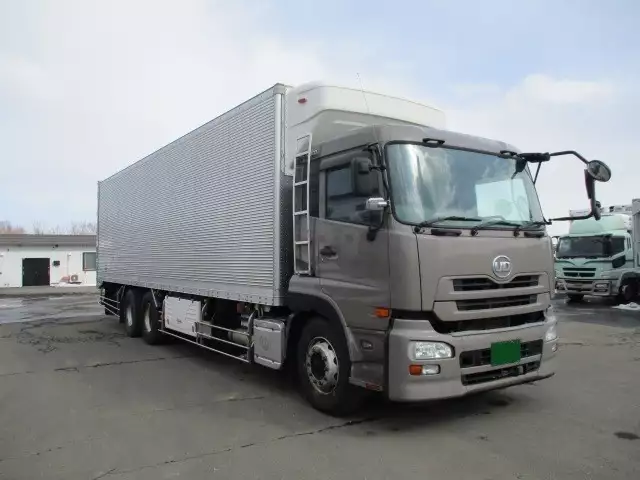 平成25年03月中古大型冷凍バン・ウィング日産UDUDの画像3