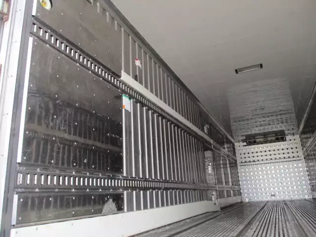 平成25年03月中古大型冷凍バン・ウィング日産UDUDの画像21