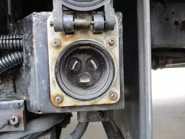 平成25年03月中古大型冷凍バン・ウィング日産UDUDの画像27