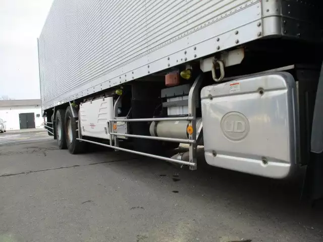 平成25年03月中古大型冷凍バン・ウィング日産UDUDの画像9