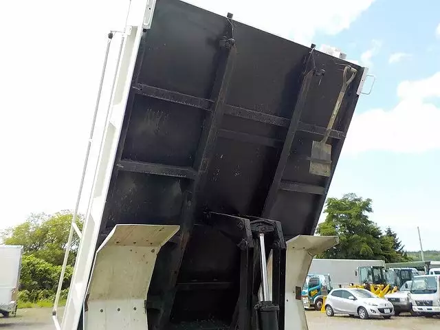 平成29年07月中古中型ダンプ日野日野の画像14