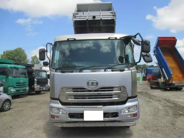 平成22年10月中古大型日産UDクオンの画像18