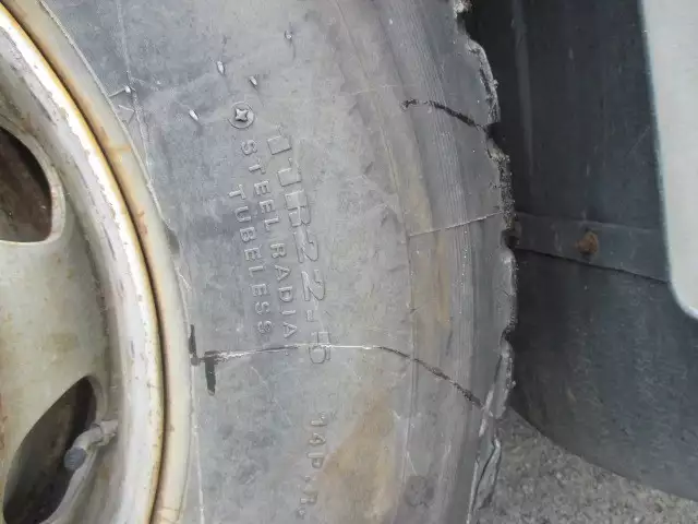 平成22年10月中古大型日産UDクオンの画像10