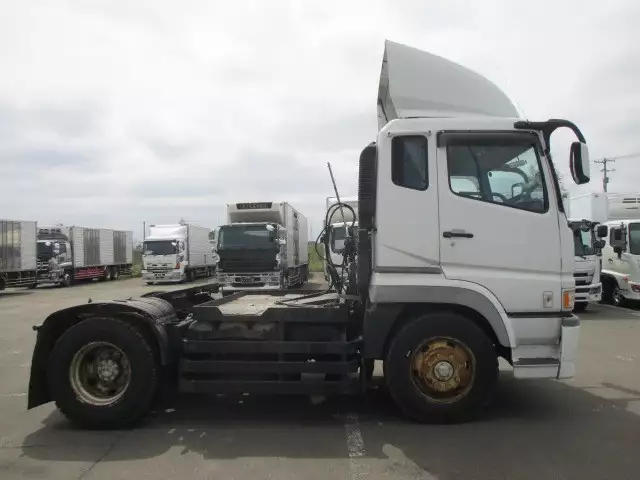 平成12年11月中古大型トラクタヘッド三菱ふそうスーパーグレートの画像7