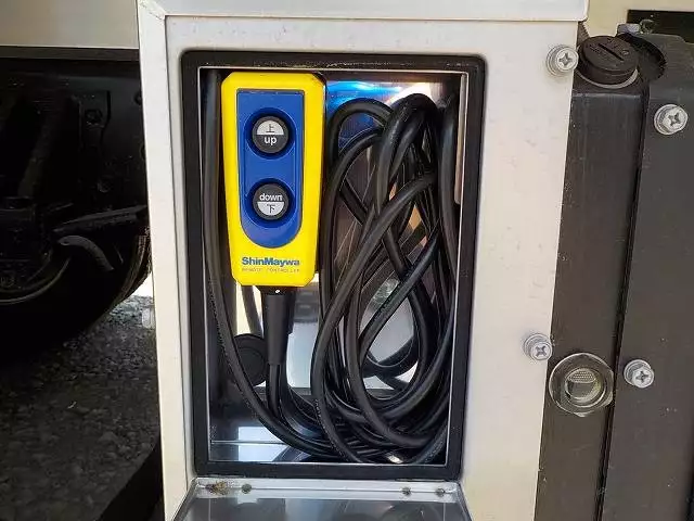 令和01年/平成31年09月中古中型冷凍バン・ウィングいすゞいすゞの画像25