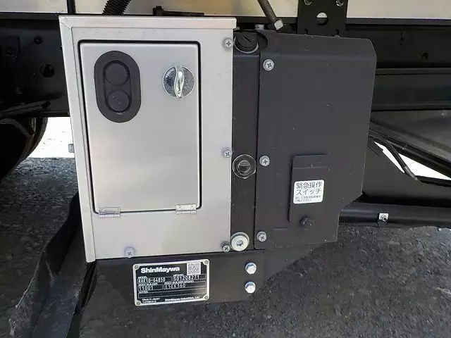 令和01年/平成31年09月中古中型冷凍バン・ウィングいすゞいすゞの画像26