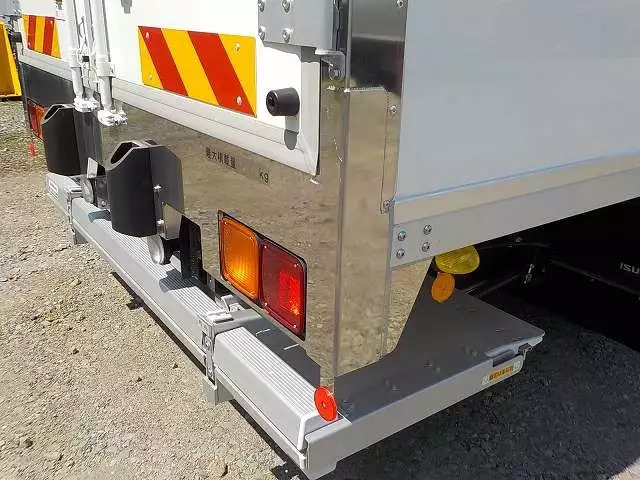 令和01年/平成31年09月中古中型冷凍バン・ウィングいすゞいすゞの画像28