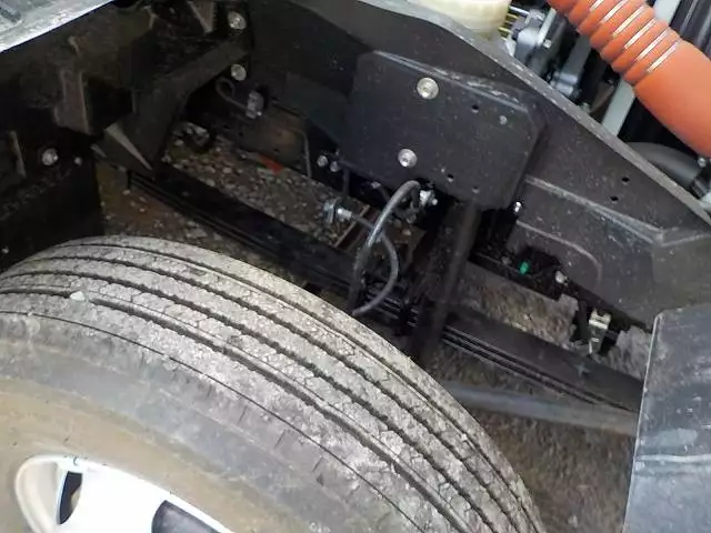 令和01年/平成31年09月中古中型冷凍バン・ウィングいすゞいすゞの画像9