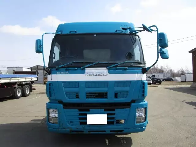 平成26年06月中古大型トラクタヘッドいすゞギガの画像2