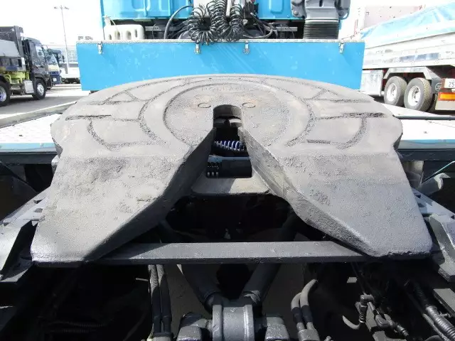 平成26年06月中古大型トラクタヘッドいすゞギガの画像5