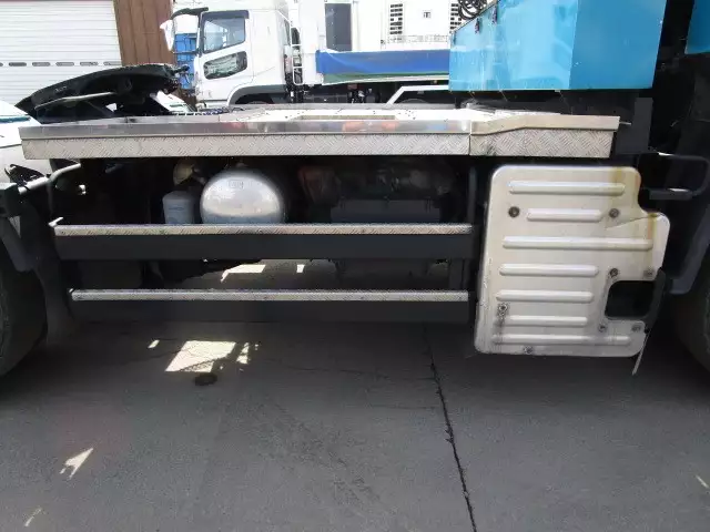 平成26年06月中古大型トラクタヘッドいすゞギガの画像7