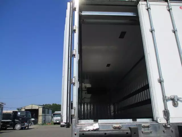 平成22年01月中古大型冷凍バン・ウィング日産UDクオンの画像19