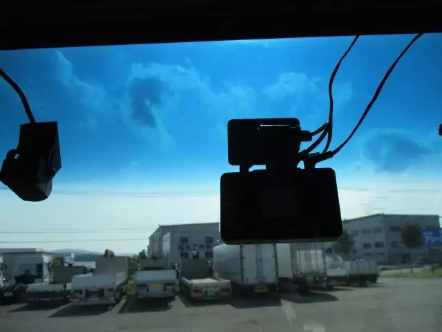 平成22年01月中古大型冷凍バン・ウィング日産UDクオンの画像46