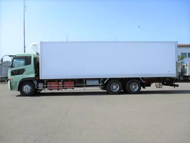 平成22年01月中古大型冷凍バン・ウィング日産UDクオンの画像7