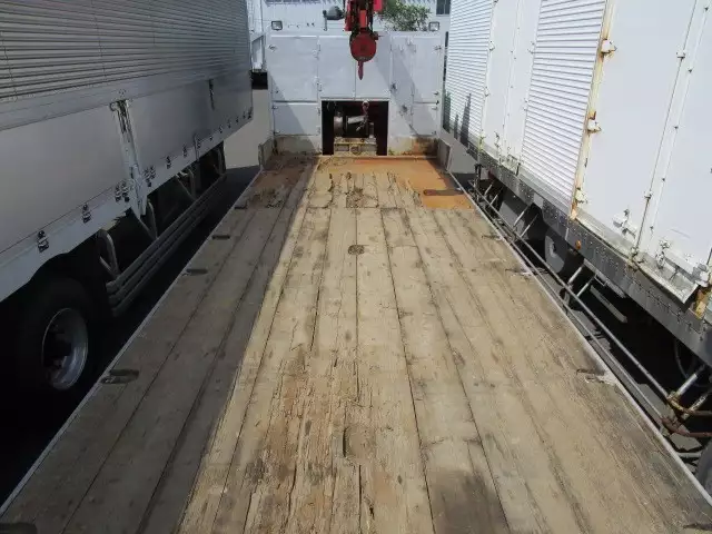 平成19年08月中古大型日産UDクオンの画像4