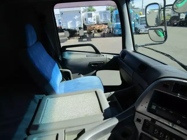 平成19年08月中古大型日産UDクオンの画像49